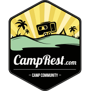 Logo di CampRest.com, comunità di campeggio con roulotte e palme.